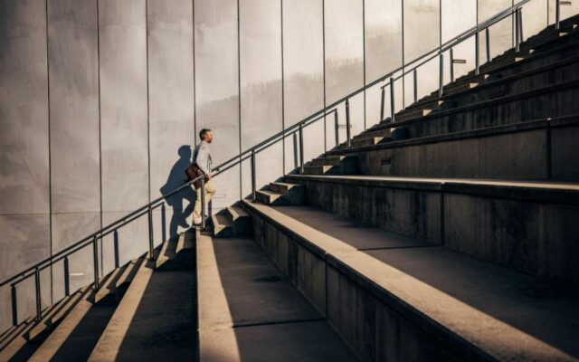Climbing stairs linked to 39% lower risk of heart disease death, large study finds