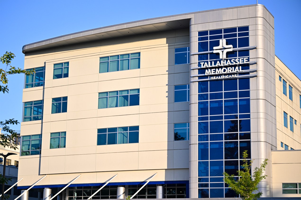 An exterior photo of Tallahassee Memorial Hospital.