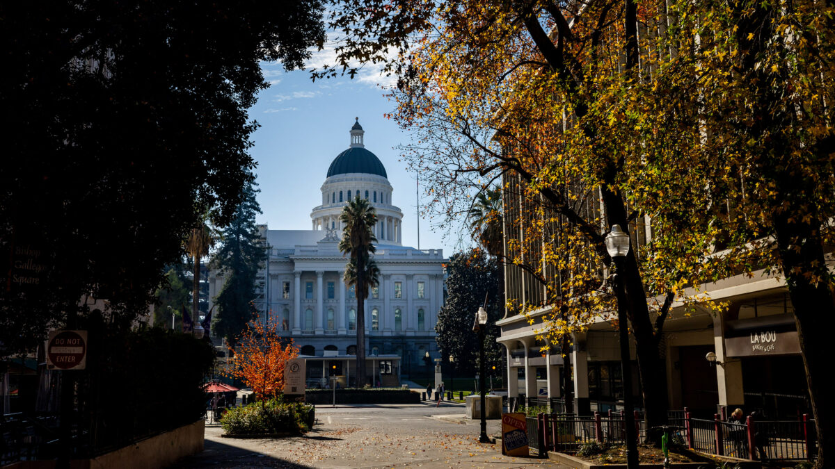 A photo of the exterior of the California Capitol.