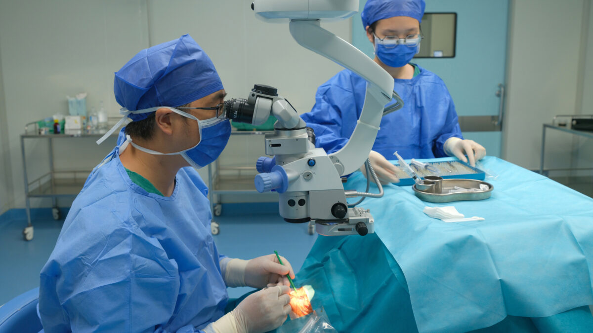 Medicare’s Paying Less for Cataract Surgery. Eye Doctors Are Turning to Lucrative Lasers.
