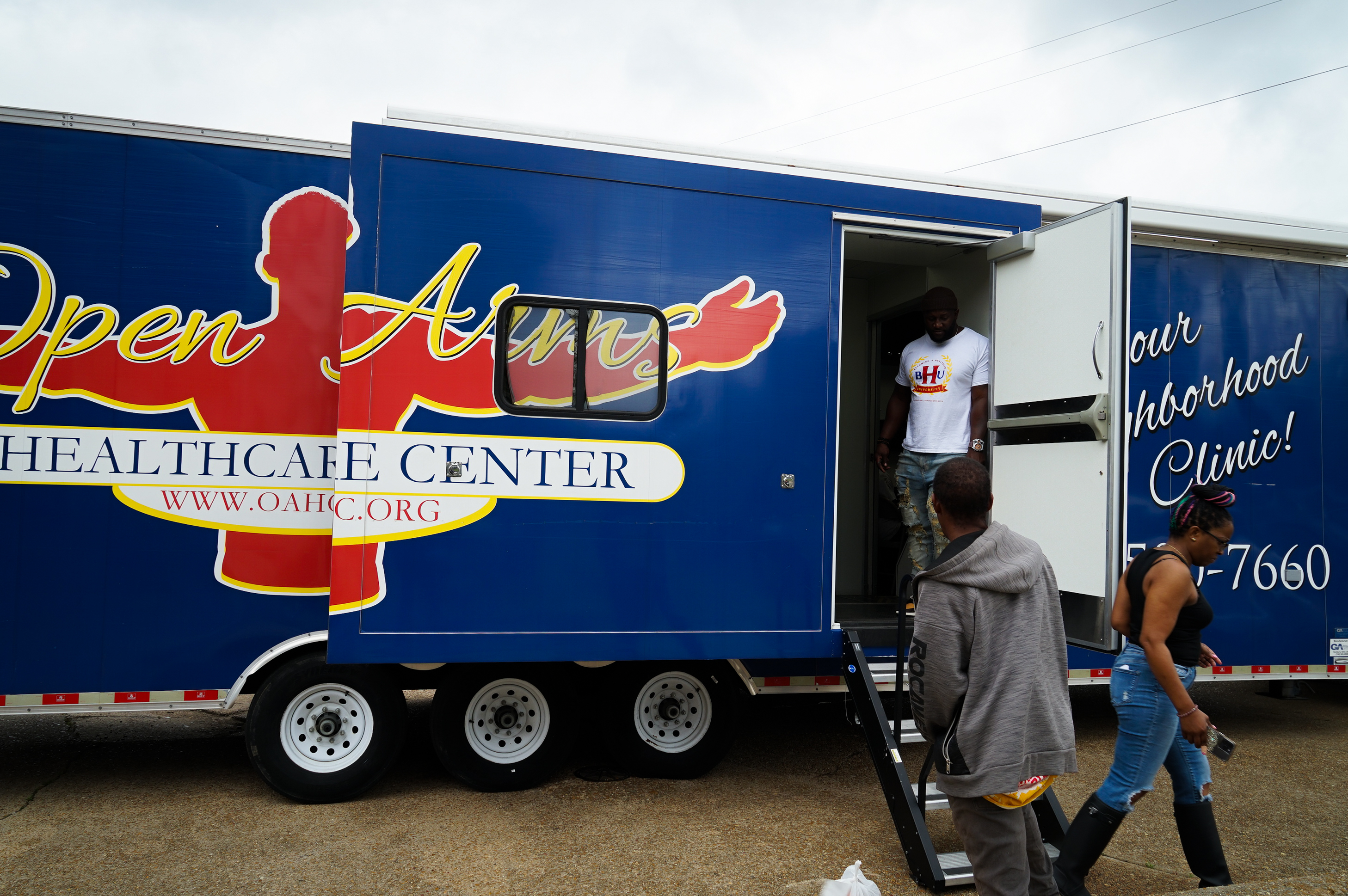 trump-hiv-cuts-e28093-mbk-mobile-clinic
